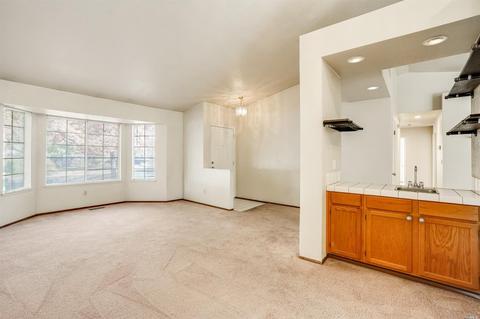 360 Biggs Ct, Windsor, CA 95492 photo 9