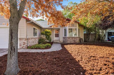 360 Biggs Ct, Windsor, CA 95492 photo 4
