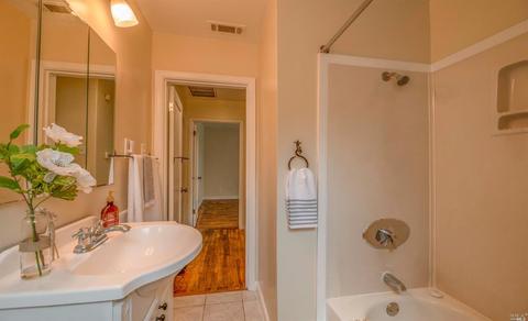 624 Russell St, Vallejo, CA 94591 photo 10