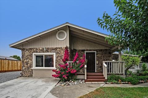 1039 Starr View Dr, Windsor, CA 95492 photo 1