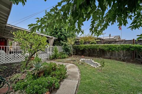1039 Starr View Dr, Windsor, CA 95492 photo 4