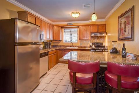 447 Ladera Dr, Vallejo, CA 94591 photo 2