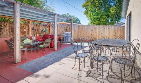 447 Ladera Dr, Vallejo, CA 94591 photo 4