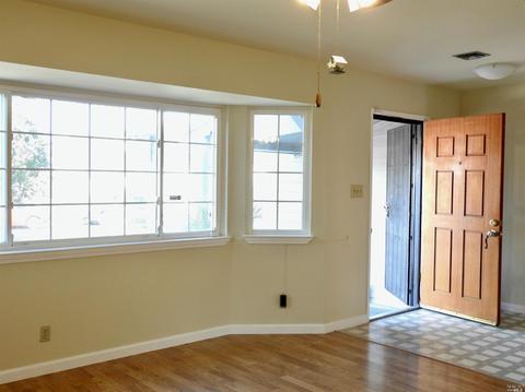2054 San Tomas St, Fairfield, CA 94533 photo 6