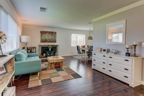 2042 Davis Dr, Fairfield, CA 94533 photo 6