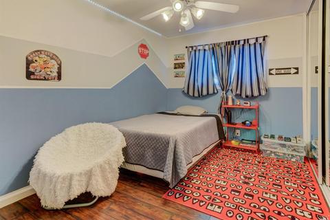 2042 Davis Dr, Fairfield, CA 94533 photo 29