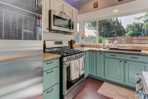 2042 Davis Dr, Fairfield, CA 94533 photo 16