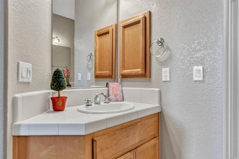 7816 Caracena Ct, Vallejo, CA 94591 photo 24