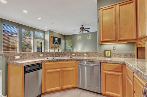 7816 Caracena Ct, Vallejo, CA 94591 photo 9