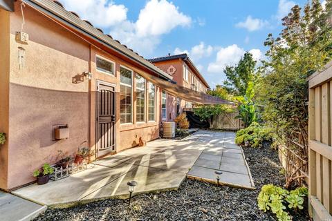 7816 Caracena Ct, Vallejo, CA 94591 photo 30