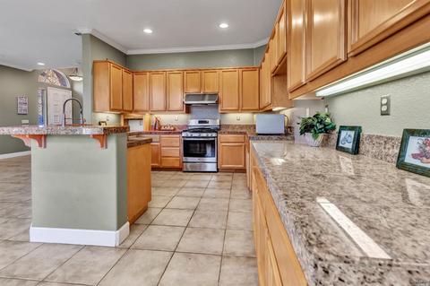 7816 Caracena Ct, Vallejo, CA 94591 photo 8