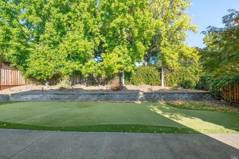 424 Skylark St, Windsor, CA 95492 photo 3