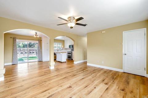 414 Bluebird Dr, Windsor, CA 95492 photo 6