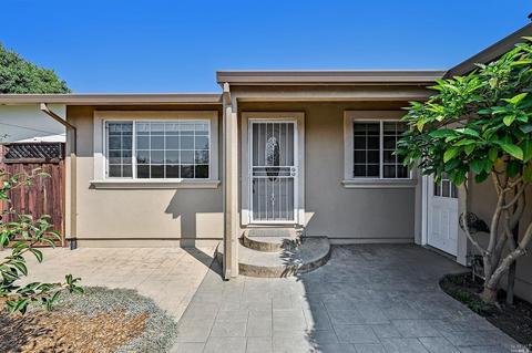 414 Bluebird Dr, Windsor, CA 95492 photo 16