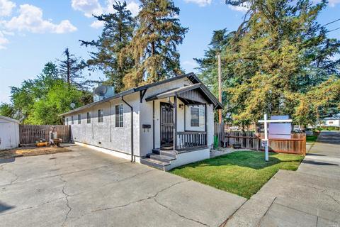 170 E C St, Dixon, CA 95620 photo 1