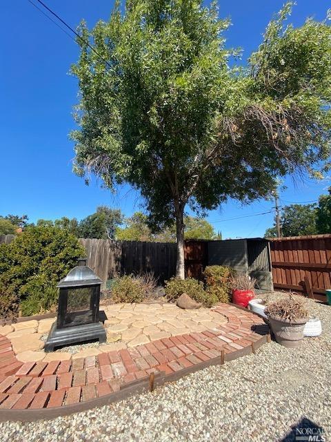 686 Chester Dr, Pittsburg, CA 94565 photo 22