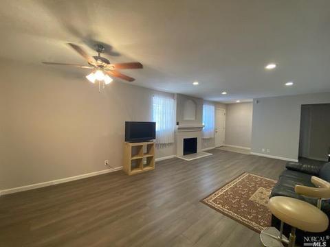 686 Chester Dr, Pittsburg, CA 94565 photo 13