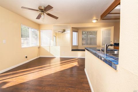 548 Robin Dr, Vacaville, CA 95687 photo 15