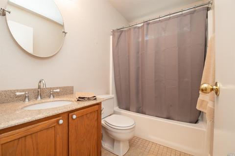 548 Robin Dr, Vacaville, CA 95687 photo 24
