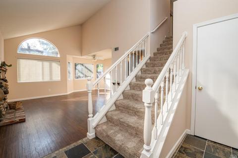 548 Robin Dr, Vacaville, CA 95687 photo 6