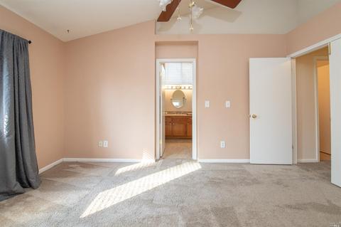 548 Robin Dr, Vacaville, CA 95687 photo 27