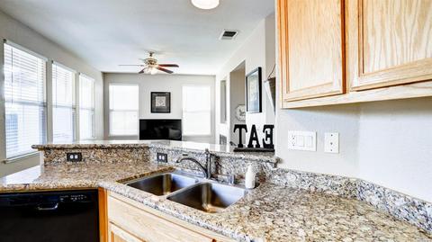 857 Walden Ct, Fairfield, CA 94533 photo 16