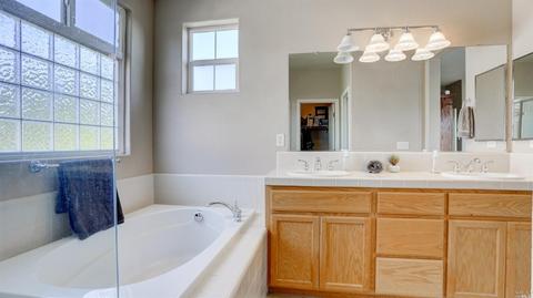 857 Walden Ct, Fairfield, CA 94533 photo 31