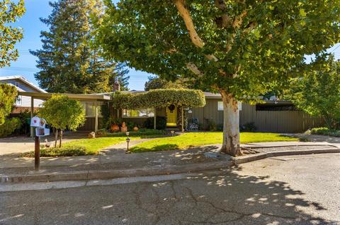 119 Thompson Ave, Ukiah, CA 95482 photo 4