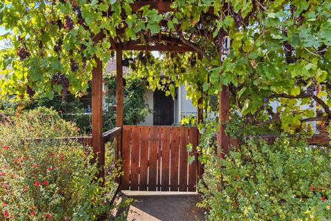 15 Mill Court Ct, Ukiah, CA 95482 photo 3