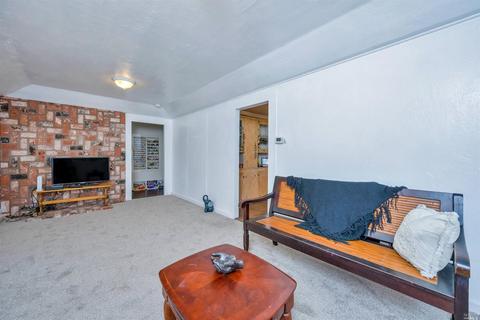 399 W Sierra Ave, Cotati, CA 94931 photo 5
