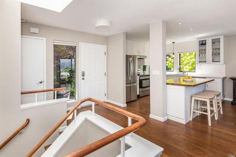 450 Headlands Ct, Sausalito, CA 94965 photo 3