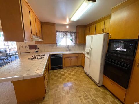 380 Springbrook Dr, Vallejo, CA 94591 photo 14