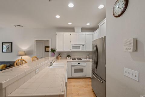 9024 Windsor Rd, Windsor, CA 95492 photo 8