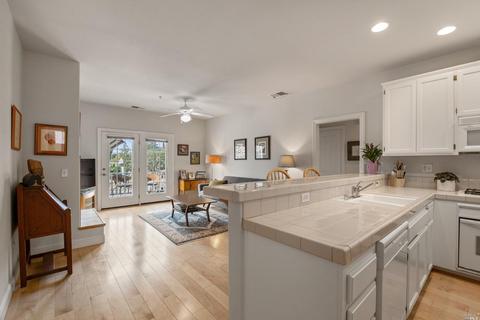 9024 Windsor Rd, Windsor, CA 95492 photo 5
