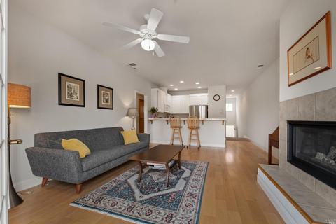 9024 Windsor Rd, Windsor, CA 95492 photo 4