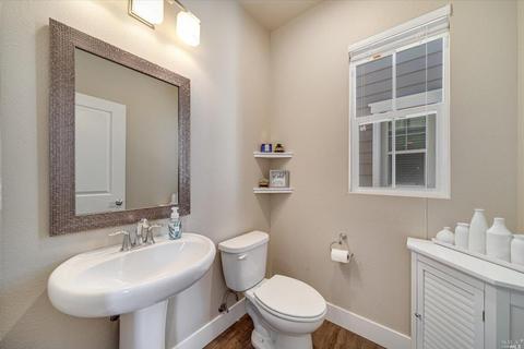 692 E Cotati Ave, Cotati, CA 94931 photo 21