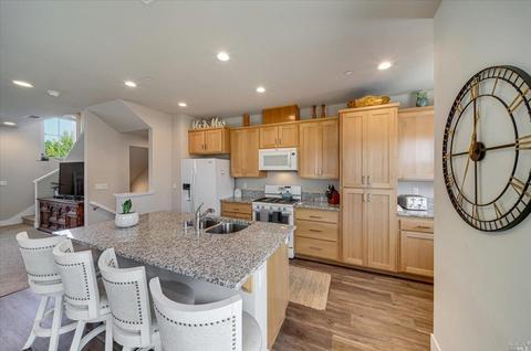 692 E Cotati Ave, Cotati, CA 94931 photo 18