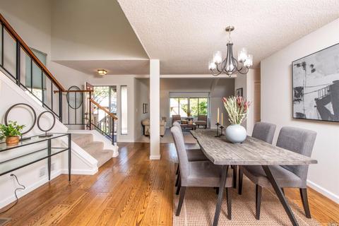 4 Flicker Dr, Novato, CA 94949 photo 3