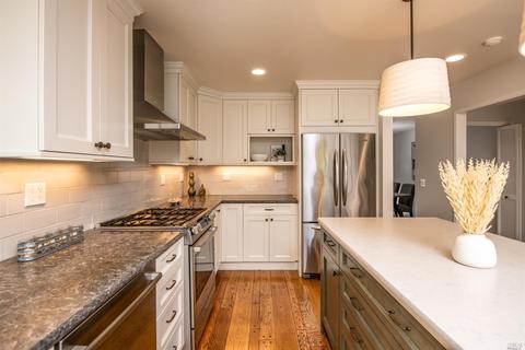 4 Flicker Dr, Novato, CA 94949 photo 8