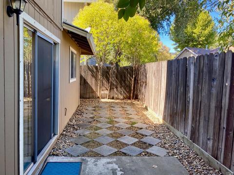 205 Main Cir, Ukiah, CA 95482 photo 12