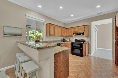 237 Shadowhawk Ct, Vacaville, CA 95688 photo 27