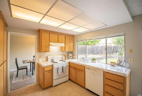 730 Corte Crestview, Vacaville, CA 95688 photo 13