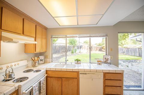 730 Corte Crestview, Vacaville, CA 95688 photo 14