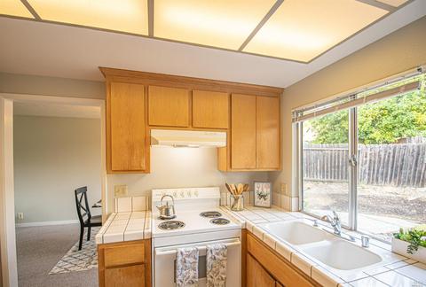 730 Corte Crestview, Vacaville, CA 95688 photo 15