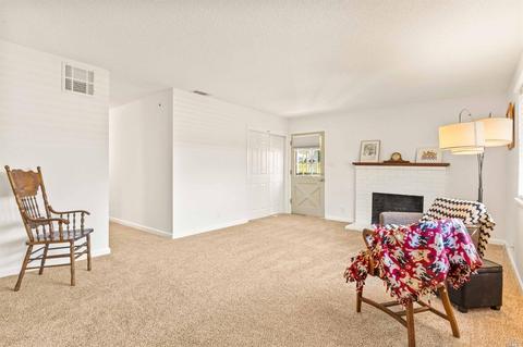 109 Charles Ct, Vallejo, CA 94591 photo 11