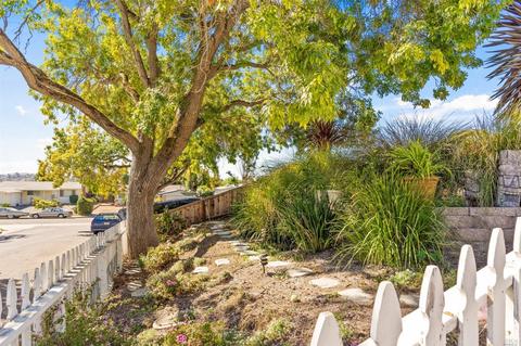 109 Charles Ct, Vallejo, CA 94591 photo 4