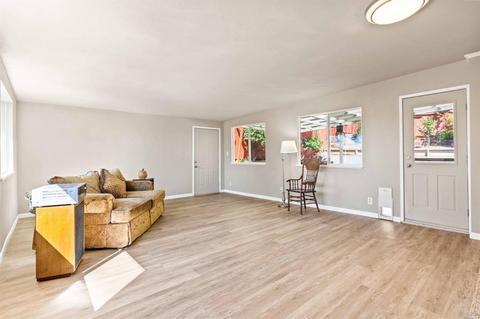 109 Charles Ct, Vallejo, CA 94591 photo 16
