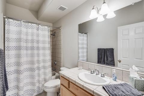 8308 Vercelli Ct, Windsor, CA 95492 photo 24