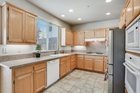 8308 Vercelli Ct, Windsor, CA 95492 photo 17