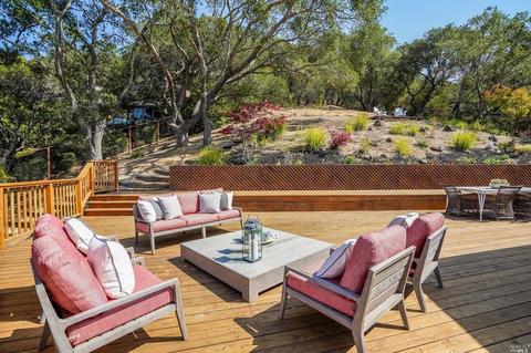5 Caddy Ct, Novato, CA 94949 photo 2